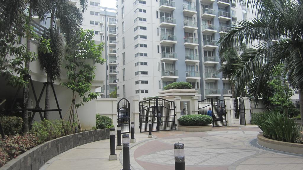 Palm Tree Condos near MNL Airport Terminal 3 by ELR Manila Exterior foto